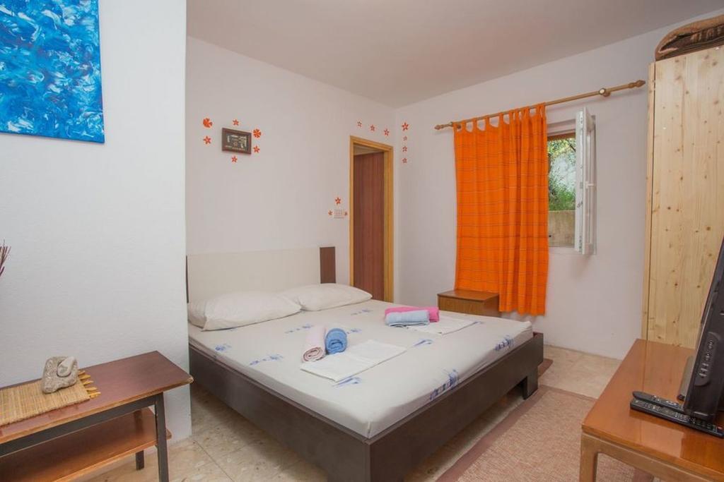 Robinson Erina Apartment Zarace Bagian luar foto